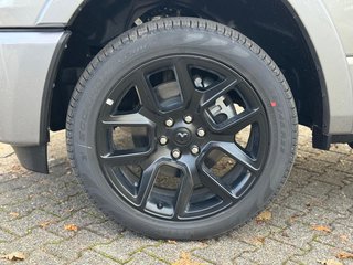 Dodge RAM Laramie Night Premium Rambox + teilbare Heckklappe + 3 Jahre Garantie - foto 14