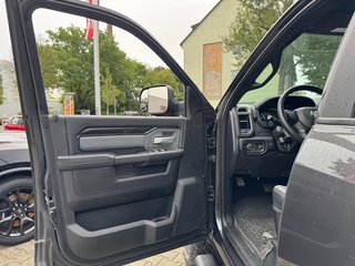 Dodge RAM 2500 Power Wagon 6.4 V8 4x4 12" Navi + AHK + 6-Sitzer - bilder 13