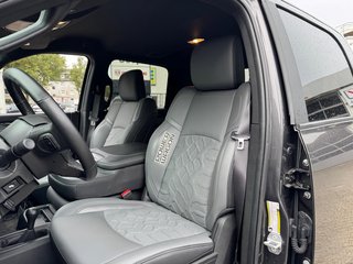 Dodge RAM 2500 Power Wagon 6.4 V8 4x4 12" Navi + AHK + 6-Sitzer - bilder 15