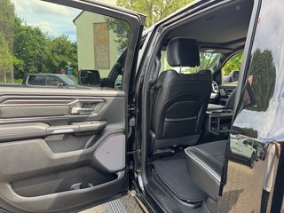 Dodge RAM 1500 Laramie Night + Luftfederung + elektr. Trittbretter AHK , Beifahrerdisplay - bilder 20