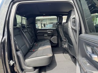 Dodge RAM 1500 Laramie Night + Luftfederung + elektr. Trittbretter AHK , Beifahrerdisplay - bilder 23