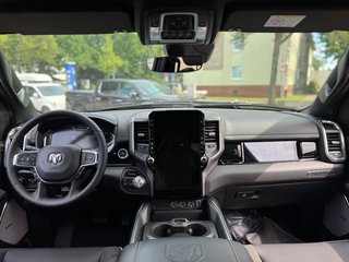 Dodge RAM 1500 Laramie Night + Luftfederung + elektr. Trittbretter AHK , Beifahrerdisplay - bilder 24