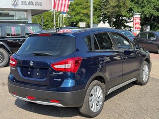 Suzuki SX4 S-Cross Club - foto 6