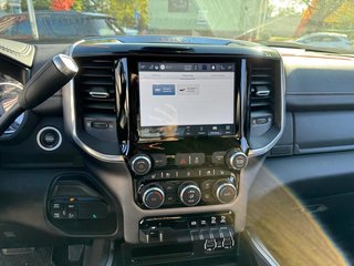 Dodge RAM 2500 Heavy Duty 6.7 Cummins Crew Cab Laramie Night - bilder 17