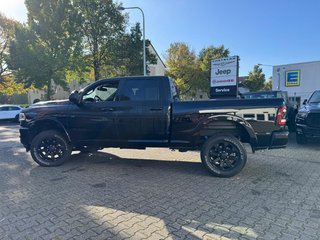 Dodge RAM 2500 Heavy Duty 6.7 Cummins Crew Cab Laramie Night - bilder 10