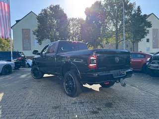 Dodge RAM 2500 Heavy Duty 6.7 Cummins Crew Cab Laramie Night - bilder 9