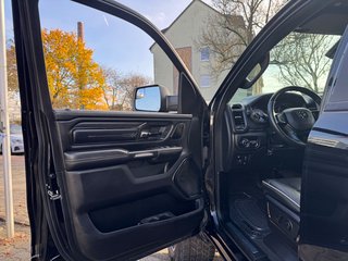 Dodge RAM 5.7 V8 Limited Night Edition + Rambox + Umbau - bilder 11