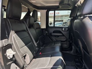 Jeep Wrangler Sahara Unlimited - bilder 17
