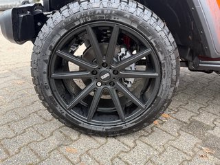 Jeep Wrangler Unlimited 3.6 V6 Automatik Willys +22" Leichtmetallfelgen - bilder 9