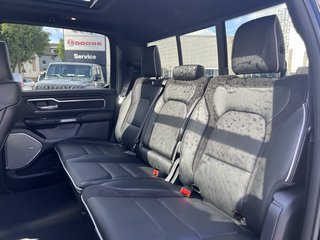 Dodge RAM Laramie Night Premium + 5 Jahre Garantie AHK + elekr. Heckklappe + Beifahrerdisplay - bilder 17