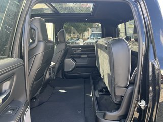 Dodge RAM Laramie Night Premium + 5 Jahre Garantie AHK + elekr. Heckklappe + Beifahrerdisplay - bilder 18