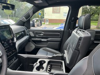 Dodge RAM Laramie Night Premium + 5 Jahre Garantie AHK + elekr. Heckklappe + Beifahrerdisplay - bilder 26
