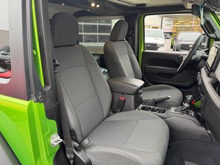 Jeep Wrangler 2.0l Willys 4X4 +AHK + Rubicon-Achse + Sperre - bilder 16