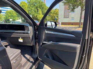 Cadillac Escalade ESV V-Series ABV + 2026 + ONYX - bilder 17