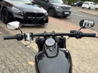 Harley-Davidson Fat Bob FXFBS 114 1.Hand, Unfallfrei, Deutsches Modell - foto 13