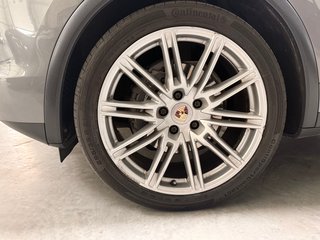 Porsche Cayenne DIESEL *Luft*Standhz*Monitore*PDLS*PANO*21ZOLL* - photo 1
