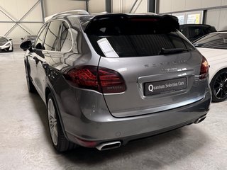 Porsche Cayenne DIESEL *Luft*Standhz*Monitore*PDLS*PANO*21ZOLL* - photo 3