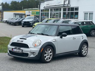 MINI Cooper S Hardtop Used vehicle for sale