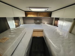 LMC Tourer Lift H 730 G m. AHK - foto 7