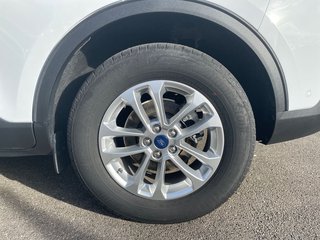 Ford Kuga 2.5 Duratec Plug-In Hybrid Titanium Autom. NAVI/DAB FAHRASSISTENZ/WINTER-PAKET LMF 18`` - bilder 10