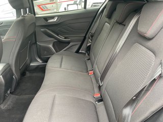 Ford Focus 1.0 l EcoBoost Hybrid ST-Line NAVI/DAB FAHRASSISTENZ/FAMILY/WINTER-PAKET STYLING-PAKET-ST-LINE - foto 10