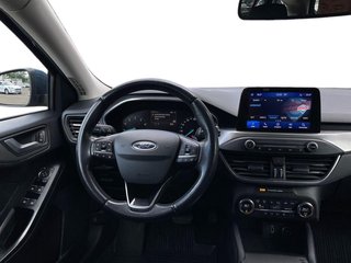 Ford Focus Turnier Titanium Autom. AHK NAVI/RFK TECHNOLOGIE/FAMILY/DESIGN/KEYFREE/WINTER-PAKET - bilder 9