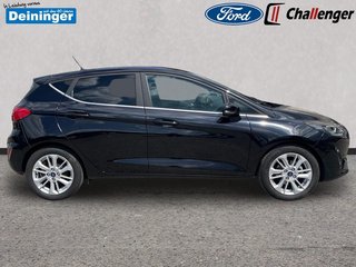 Ford Fiesta 1.0 l EcoBoost Hybrid (MHEV) Titanium FAHRER-ASSISTENZ/KOMFORT/WINTER-PAKET ADAPTIVE-LED-SCHEINWERFER AUDIO/DAB PDC - foto 6