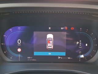 Volvo XC40 B4 Plus Dark 2WD AUTOMATIK / AHK / LEDER / PIXEL-LED - bilder 7