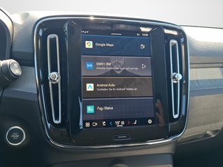 Volvo XC40 B4 Plus Dark 2WD AUTOMATIK / AHK / LEDER / PIXEL-LED - bilder 8
