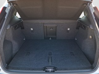 Volvo XC40 B4 Plus Dark 2WD AUTOMATIK / AHK / LEDER / PIXEL-LED - bilder 11