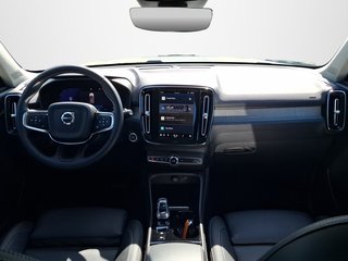 Volvo XC40 B4 Plus Dark 2WD AUTOMATIK / AHK / LEDER / PIXEL-LED - bilder 5