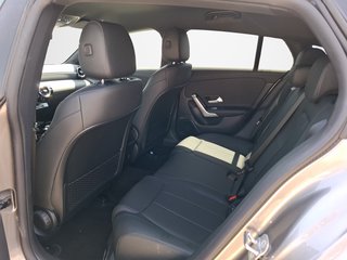 Mercedes-Benz CLA 200 d Shooting Brake AUTOMATIK / AHK / LED-HIGH / NAVI - foto 5