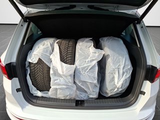 SEAT Ateca 1.5 TSI FR DSG / AHK / NAVI / PANORAMA / SITZHEIZUNG - bilder 11