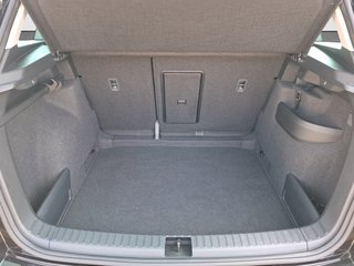 Skoda Karoq 1.5 TSI Selection DSG / KLIMA / NAVI / KAMERA / SITZHEIZUNG - bilder 11