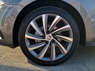 Skoda Octavia Combi 2.0 TDI Tour DSG / NAVI / ACC / LED / SITZHEIZUNG - foto 6