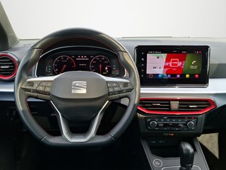 SEAT Ibiza 1.0 TSI FR Pro Black Edition DSG / PANORAMA / NAVI / KAMERA - bilder 6