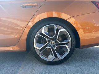 Skoda Octavia Combi 2.0 TSI RS DSG / PANORAMA / STHZG / AHK / ACC - foto 8