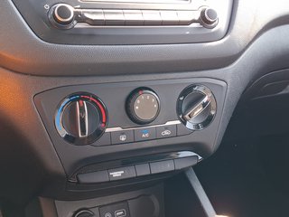 Hyundai i20 Active Select 1.4 KLIMA / BLUETOOTH / METALLIC - foto 4