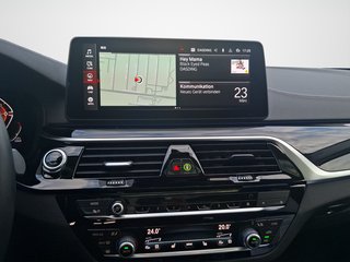 BMW 530 i Touring Luxury-Line AUTOMATIK / PANORAMA / STANDHEIZUNG - foto 3