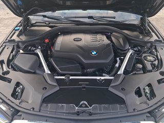 BMW 530 i Touring Luxury-Line AUTOMATIK / PANORAMA / STANDHEIZUNG - foto 7