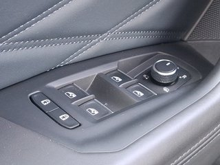 Volkswagen Touareg 3.0 TSI Atmosphere 4Motion AHK / PANORAMA / STHZG - bilder 18