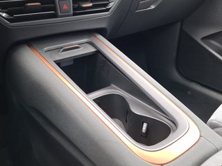 CUPRA Born 150 kW KLIMA / PANORAMA / HEAD-UP / LED / NAVI / ACC - bilder 4