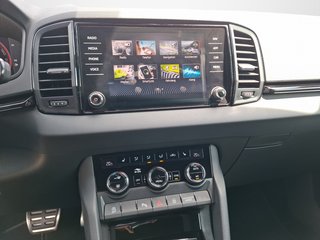 Skoda Karoq 1.5 TSI Sportline DSG / AHK / ACC / NAVI / KAMERA - bilder 8