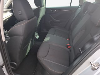 Skoda Kamiq 1.5 TSI Scoutline DSG / NAVI / KAMERA / VOLL-LED / SITZHEIZUNG - bilder 5