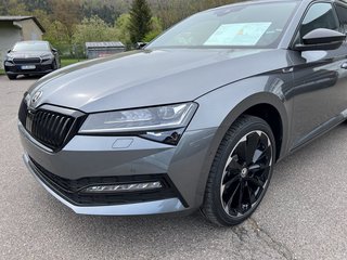 Skoda Superb Combi 2.0 TDI Sportline 4x4 DSG / MATRIX / AHK / STHZG / PANORAMA - foto 8