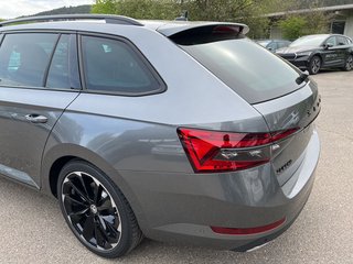 Skoda Superb Combi 2.0 TDI Sportline 4x4 DSG / MATRIX / AHK / STHZG / PANORAMA - foto 9