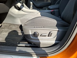 Skoda Karoq 1.5 TSI Style KLIMA / NAVI / E-SITZE / ACC / SITZHEIZUNG - bilder 14