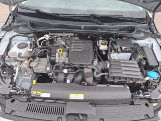 Volkswagen Polo VI 1.0 Life KLIMA / LED / DAB+ / PDC / SITZHEIZUNG / ALU - foto 7