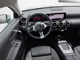 Mercedes-Benz A 220 4Matic Progressive AUTOMATIK / LED-HIGH / NAVI / SITZHEIZUNG - foto 1