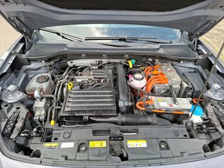 CUPRA Formentor 1.4 e-HYBRID VZ DSG / LEDER / AHK / BREMBO / PANORAMA - bilder 12